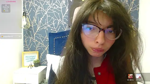 Snapshot of Allyshon_ chatting on 5, 6, 2026 Allyshon online show from 5, 6, 2026