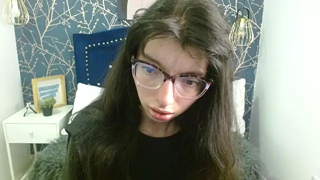 Snapshot of Allyshon_ chatting on 23, 5, 2026 Allyshon online show from 23, 5, 2026