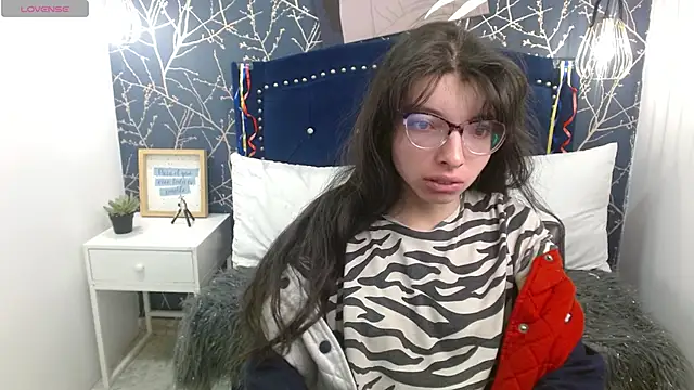 Snapshot of Allyshon_ chatting on 29, 6, 2026 Allyshon online show from 29, 6, 2026