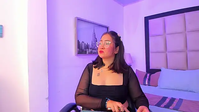 Snapshot of AlissBluumm chatting on 1, 7, 2026 AlissBluumm online show from 1, 7, 2026