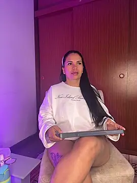 Snapshot of NoahJade chatting on 1, 7, 2026 NoahJade online show from 1, 7, 2026