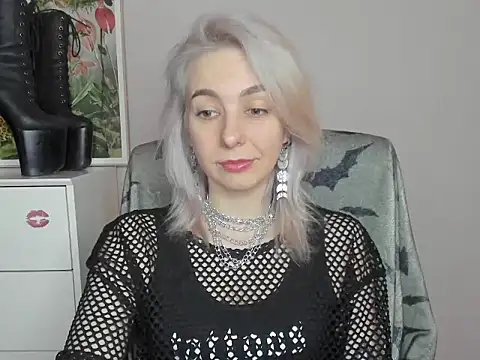 Snapshot of velvetanne chatting on 11, 6, 2026 velvetanne online show from 11, 6, 2026