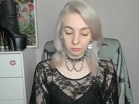 Snapshot of velvetanne chatting on 12, 6, 2026 velvetanne online show from 12, 6, 2026