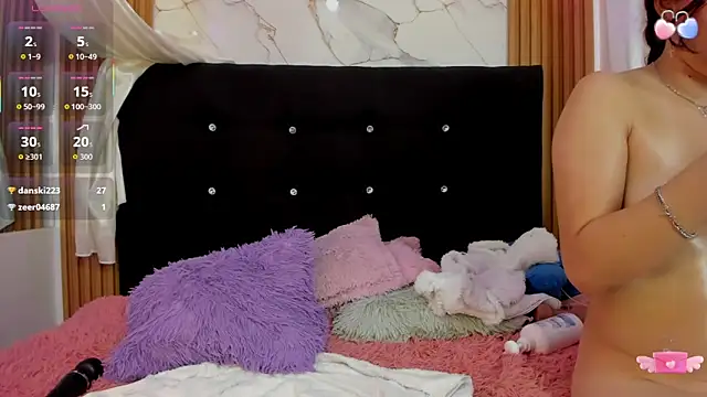 Sara Sweet03 online show from 25, 6, 2026