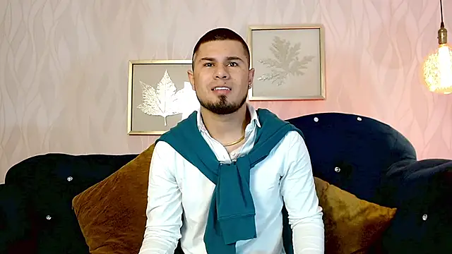 Snapshot of dominikvega chatting on 30, 5, 2026 dominikvega online show from 30, 5, 2026