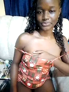 Snapshot of Ebonybliss_ chatting on 7, 6, 2026 Ebonybliss online show from 7, 6, 2026