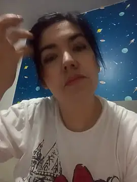 Snapshot of dhanya_moon chatting on 4, 6, 2026 dhanya moon online show from 4, 6, 2026
