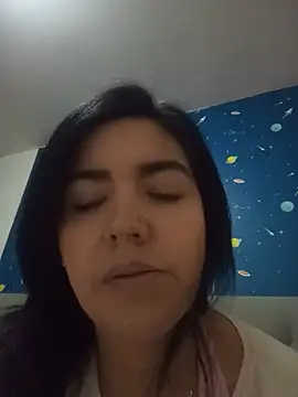 Snapshot of dhanya_moon chatting on 27, 5, 2026 dhanya moon online show from 27, 5, 2026