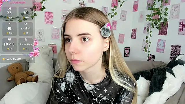 Snapshot of Honey_Lia chatting on 17, 6, 2026 Honey Lia online show from 17, 6, 2026