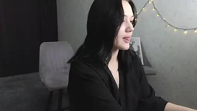Snapshot of Tori_cute chatting on 21, 5, 2026 Tori cute online show from 21, 5, 2026