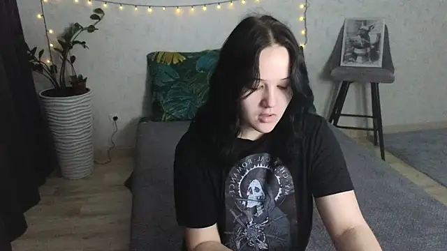 Snapshot of Tori_cute chatting on 29, 5, 2026 Tori cute online show from 29, 5, 2026
