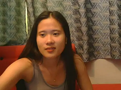 Snapshot of petiteasian_pinaygirl chatting on 27, 5, 2026 petiteasian pinaygirl online show from 27, 5, 2026