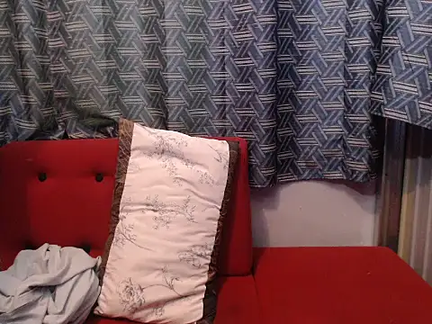 Snapshot of petiteasian_pinaygirl chatting on 5, 7, 2026 petiteasian pinaygirl online show from 5, 7, 2026