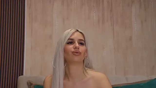 Snapshot of ZaraSpark chatting on 11, 6, 2026 ZaraSpark online show from 11, 6, 2026