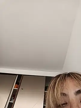 Snapshot of Ofeliafoxx chatting on 9, 6, 2026 Ofeliafoxx online show from 9, 6, 2026