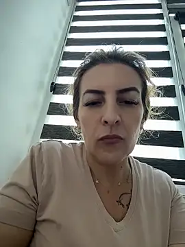 Hot-Milf4U online show from 20, 6, 2026