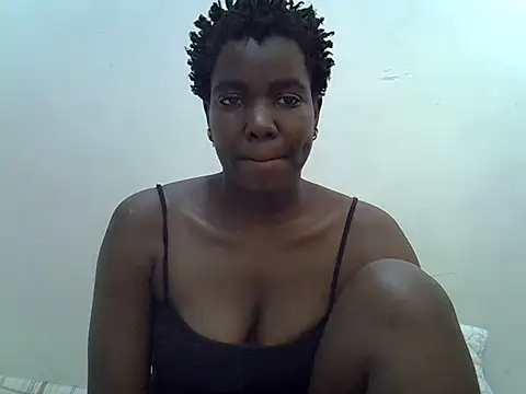Snapshot of Queen-Alicia chatting on 7, 6, 2026 Queen-Alicia online show from 7, 6, 2026