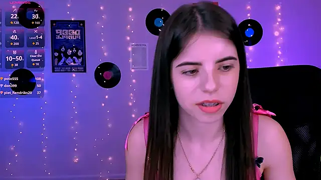 Snapshot of lyra_desire chatting on 28, 5, 2026 lyra desire online show from 28, 5, 2026