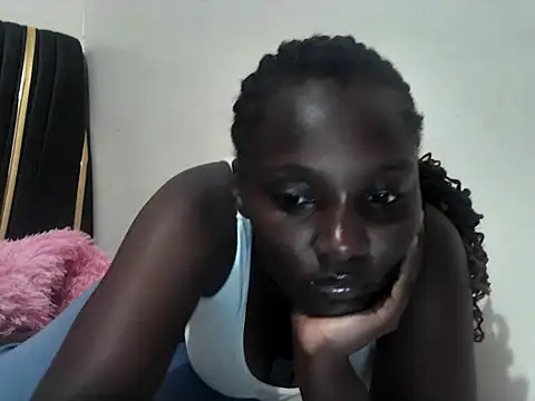 Snapshot of sexyleah25 chatting on 20, 6, 2026 sexyleah25 online show from 20, 6, 2026