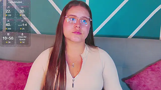 Lia Avalon online show from 4, 6, 2026