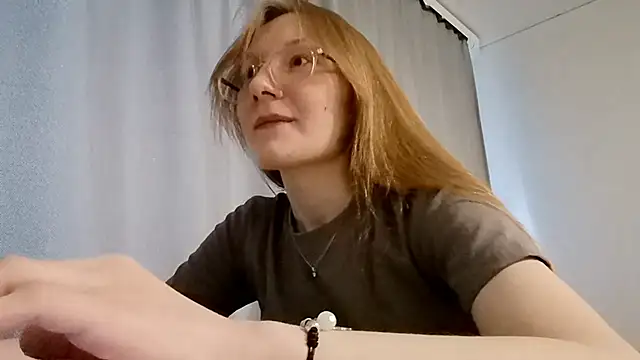 Snapshot of LauraTurber chatting on 20, 5, 2026 LauraTurber online show from 20, 5, 2026