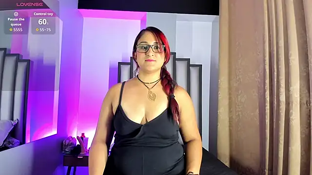 Snapshot of nahala_23 chatting on 30, 5, 2026 nahala 23 online show from 30, 5, 2026