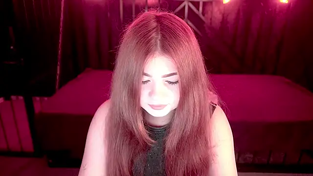 Snapshot of RosaAmour chatting on 15, 6, 2026 RosaAmour online show from 15, 6, 2026