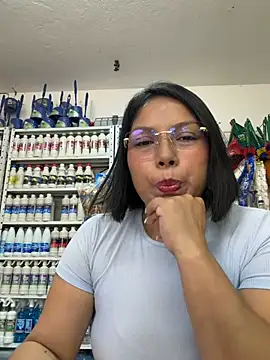 Snapshot of ISABELLA__LUNA chatting on 17, 6, 2026 ISABELLA LUNA online show from 17, 6, 2026
