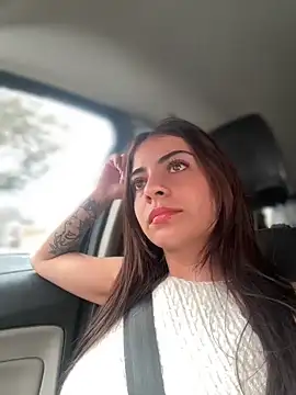 Snapshot of Hanna_Cruz_ chatting on 6, 6, 2026 Hanna Cruz online show from 6, 6, 2026