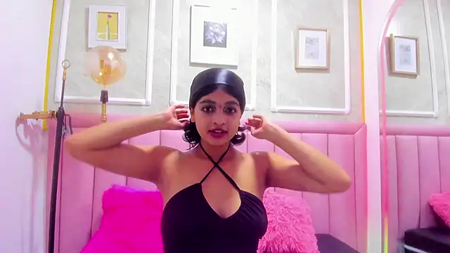 Snapshot of velvet_girll chatting on 4, 6, 2026 velvet girll online show from 4, 6, 2026