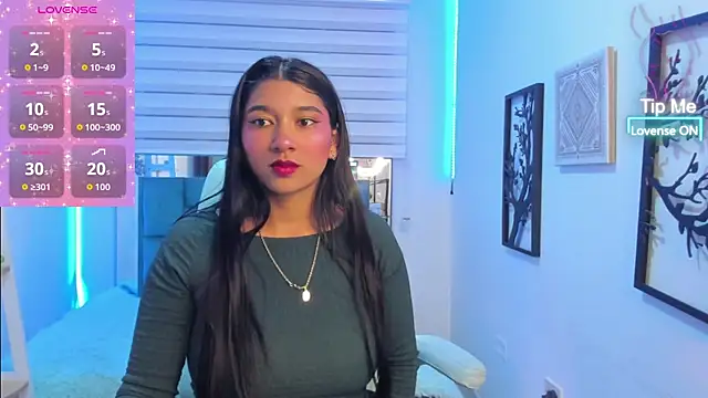 Snapshot of Aurora_Blazee chatting on 10, 7, 2026 Aurora Blazee online show from 10, 7, 2026