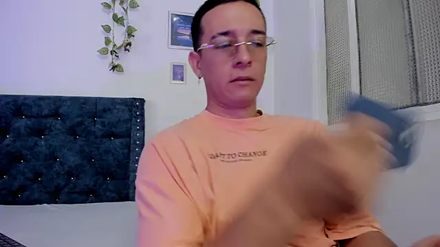Snapshot of scarlett_777_dante chatting on 10, 7, 2026 scarlett 777 dante online show from 10, 7, 2026