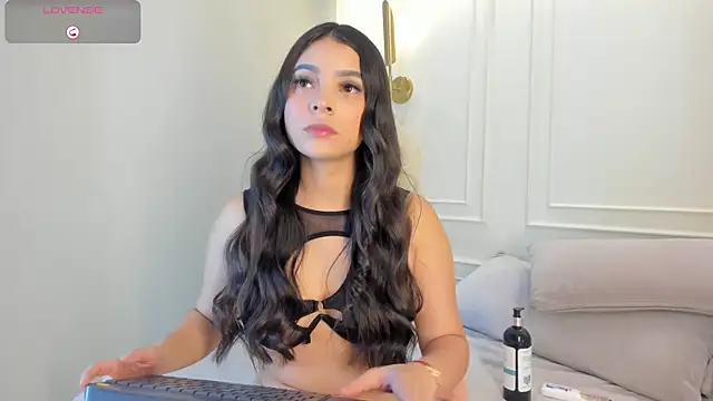 Snapshot of Alana_cutte chatting on 23, 5, 2026 Alana cutte online show from 23, 5, 2026