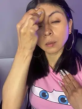 Snapshot of Majo_jones chatting on 21, 7, 2026 Majo jones online show from 21, 7, 2026