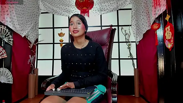 Snapshot of Aurora_Gatty chatting on 11, 6, 2026 Aurora Gatty online show from 11, 6, 2026