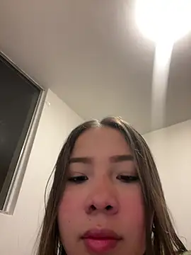 Snapshot of bellaroch chatting on 29, 5, 2026 bellaroch online show from 29, 5, 2026