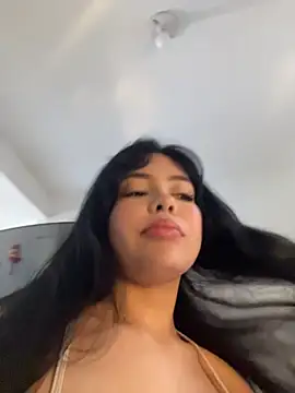 Snapshot of FERNANDAXX_ chatting on 24, 5, 2026 FERNANDAXX online show from 24, 5, 2026