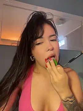 Snapshot of FERNANDAXX_ chatting on 17, 6, 2026 FERNANDAXX online show from 17, 6, 2026