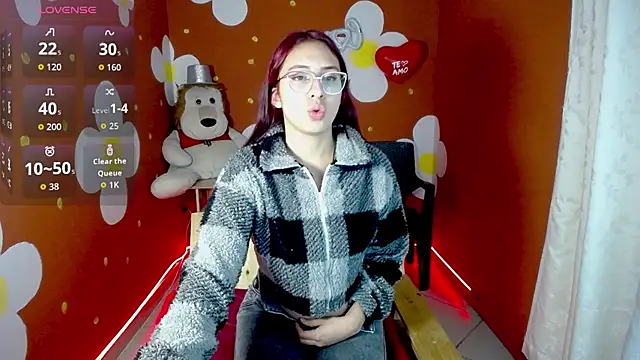 ashly litlle online show from 17, 6, 2026