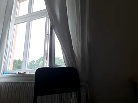 Snapshot of Erzaaaa29 chatting on 4, 7, 2026 Erzaaaa29 online show from 4, 7, 2026