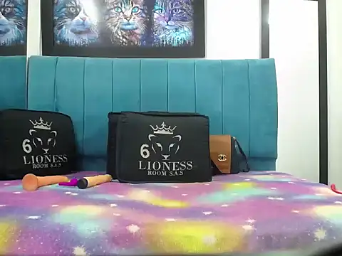 Mariana cock online show from 25, 5, 2026