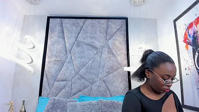Snapshot of ZoeBrowns chatting on 3, 6, 2026 ZoeBrowns online show from 3, 6, 2026