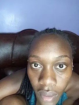 Snapshot of Paulahaze chatting on 7, 6, 2026 Paulahaze online show from 7, 6, 2026