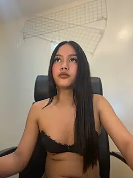 Snapshot of sexyasiancock_yllana chatting on 1, 7, 2026 sexyasiancock yllana online show from 1, 7, 2026