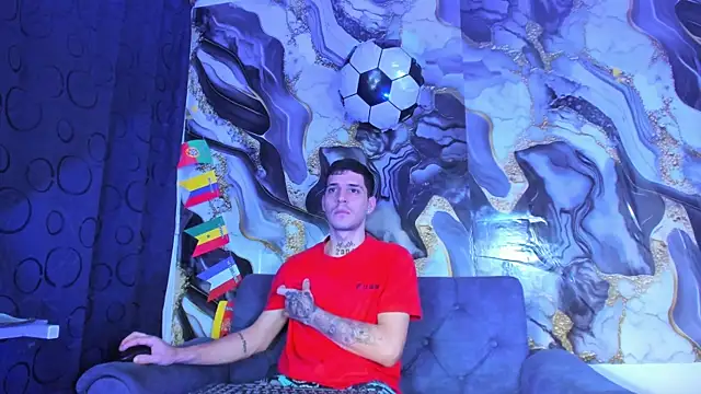 Snapshot of boy_max_latin chatting on 25, 6, 2026 boy max latin online show from 25, 6, 2026