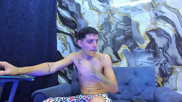 Snapshot of boy_max_latin chatting on 22, 6, 2026 boy max latin online show from 22, 6, 2026