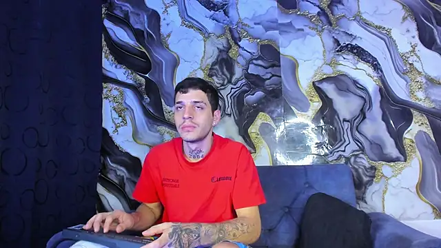 Snapshot of boy_max_latin chatting on 24, 5, 2026 boy max latin online show from 24, 5, 2026