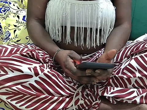 Snapshot of DripDiva chatting on 9, 6, 2026 DripDiva online show from 9, 6, 2026