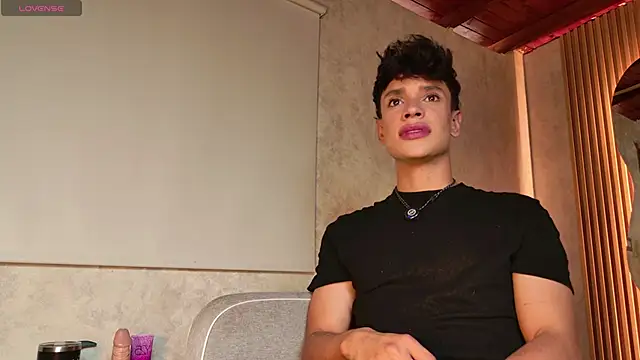 Snapshot of Ander_asford77 chatting on 12, 6, 2026 Ander asford77 online show from 12, 6, 2026