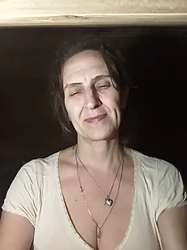 Snapshot of Alene_Lorrie chatting on 23, 5, 2026 Alene Lorrie online show from 23, 5, 2026